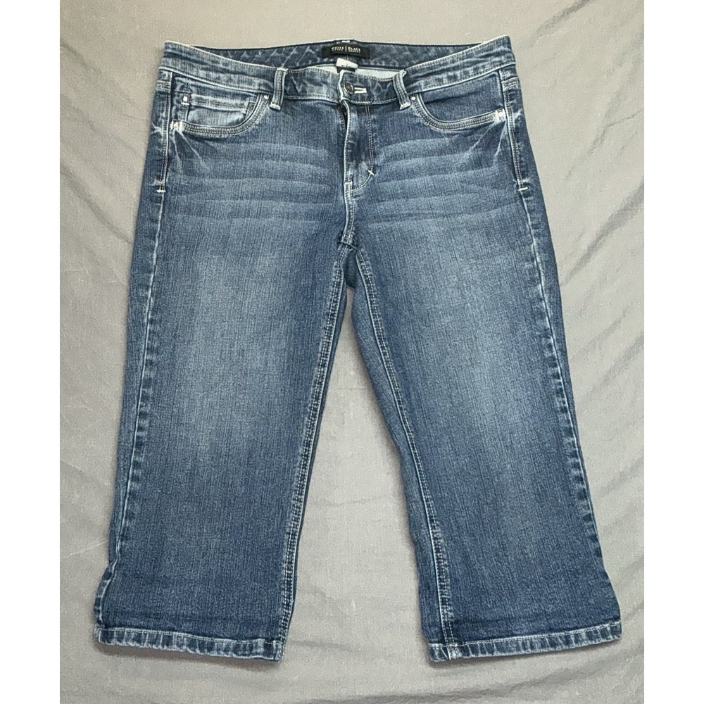 White House Black Market Med Wash BLANC Denim Low Rise Pedal Pushers  SZ 6